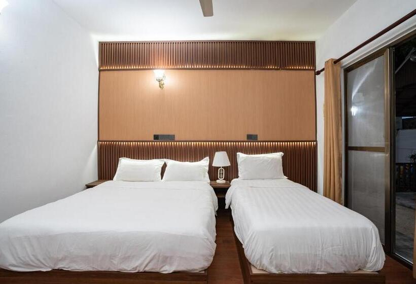 هتل Ganduvaru Villa