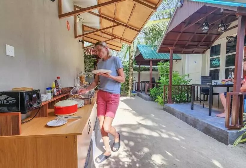 هتل Ganduvaru Villa