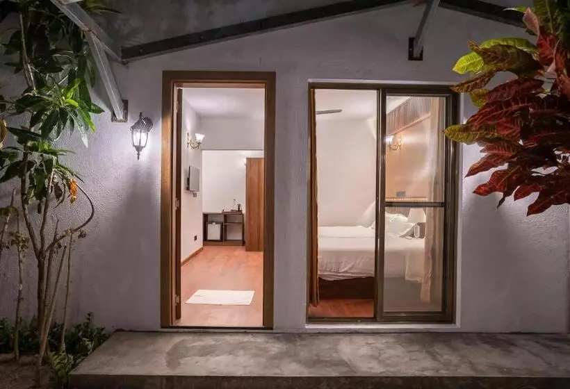 هتل Ganduvaru Villa