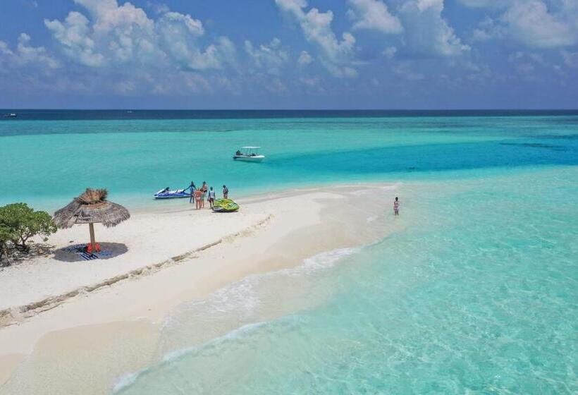 هتل Ganduvaru Villa