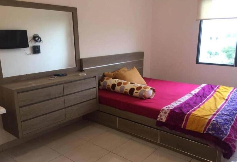 Hotell Oyo 94169 Flamboyan Harapan Indah