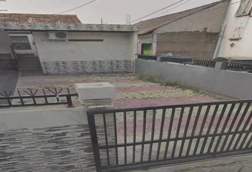 ホテル Oyo 94169 Flamboyan Harapan Indah