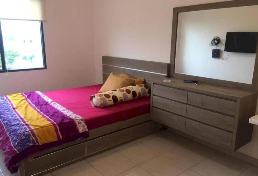 Hotell Oyo 94169 Flamboyan Harapan Indah