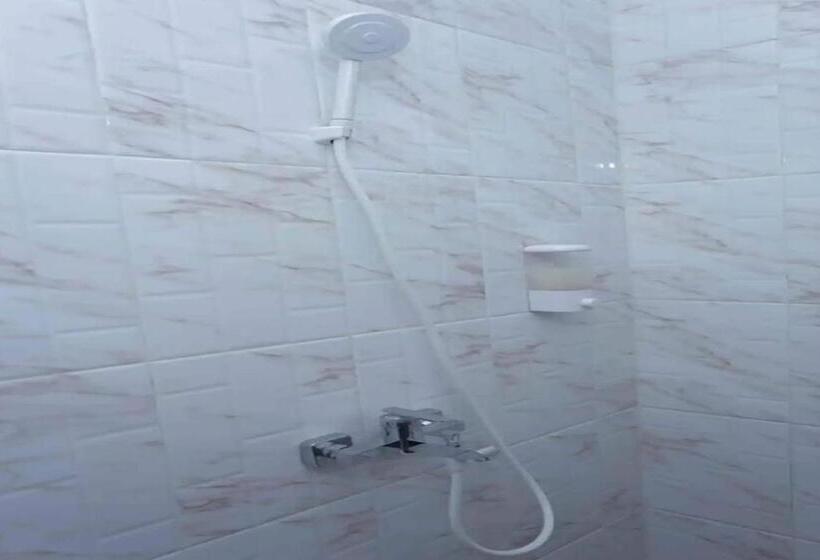 Hotell Oyo 94169 Flamboyan Harapan Indah