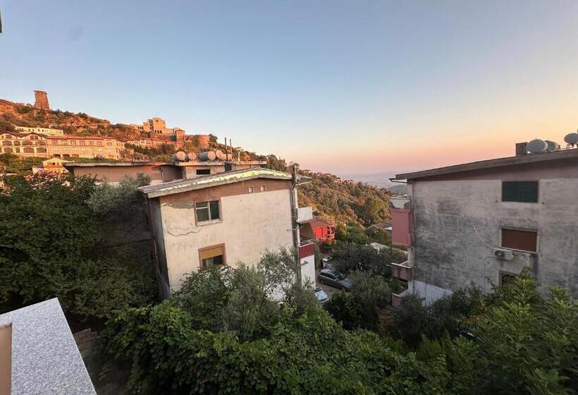 پانسیون Guni Inn