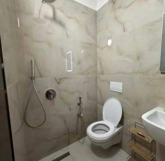 ペンション Guni Inn