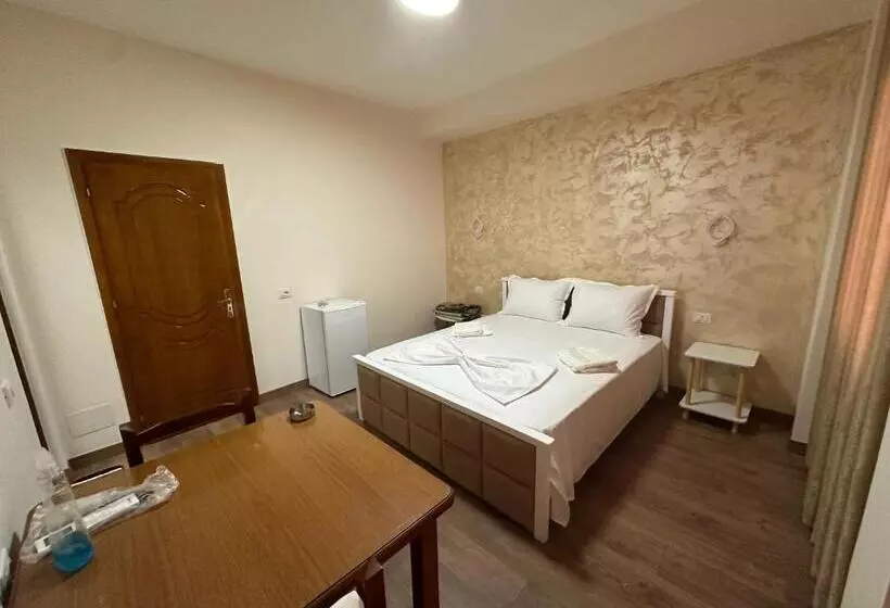 ペンション Guni Inn