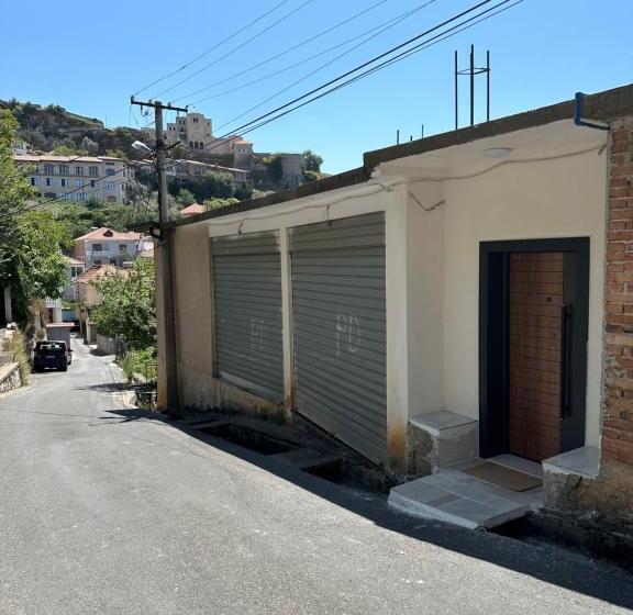 پانسیون Guni Inn