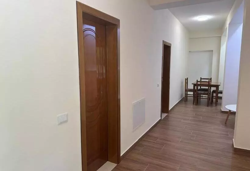 ペンション Guni Inn