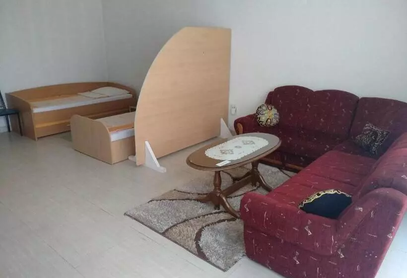 پانسیون House šadrvan
