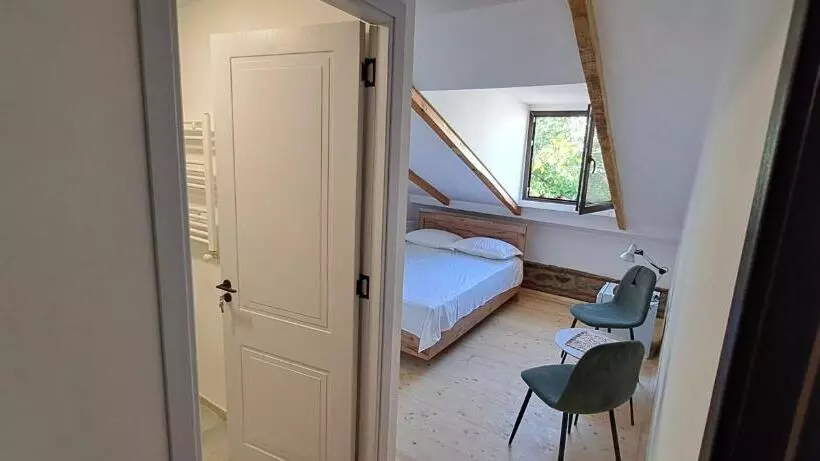 پانسیون King S Neighbours