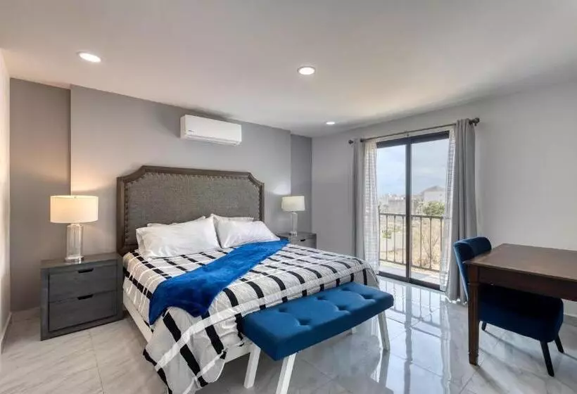 Cabo Cove 408