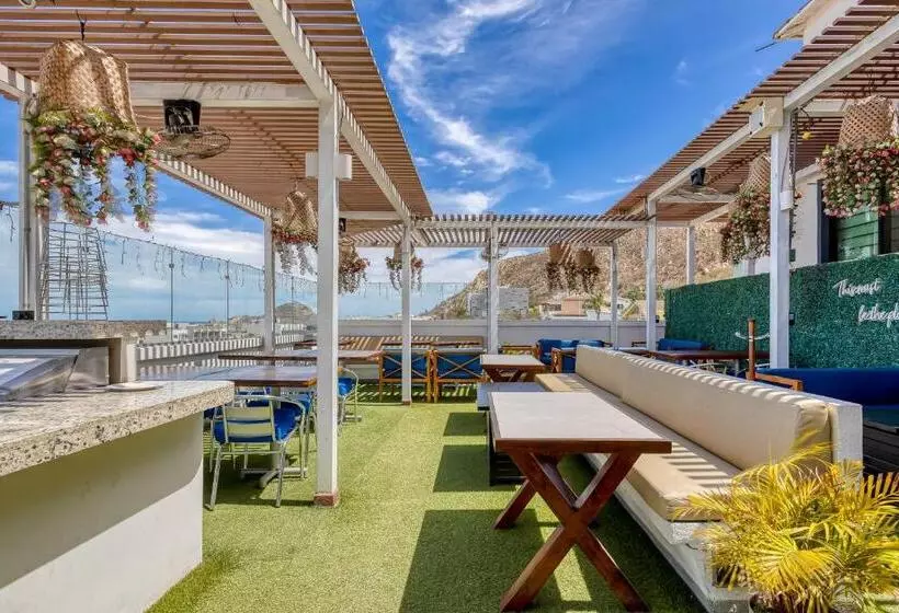 Cabo Cove 408