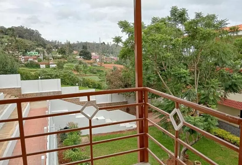 Hotelli Ketti Heights Resorts