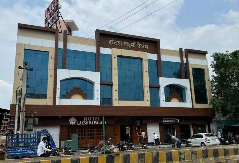 ホテル Lakshami Palace