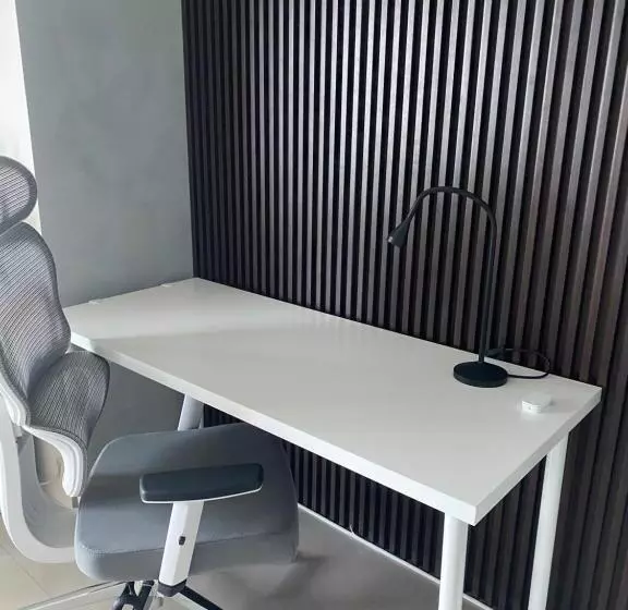 هتل Modern Studio Unit With City And Golf Course View