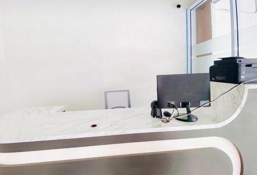 酒店 Reddoorz Syariah At Gcl Bukittinggi