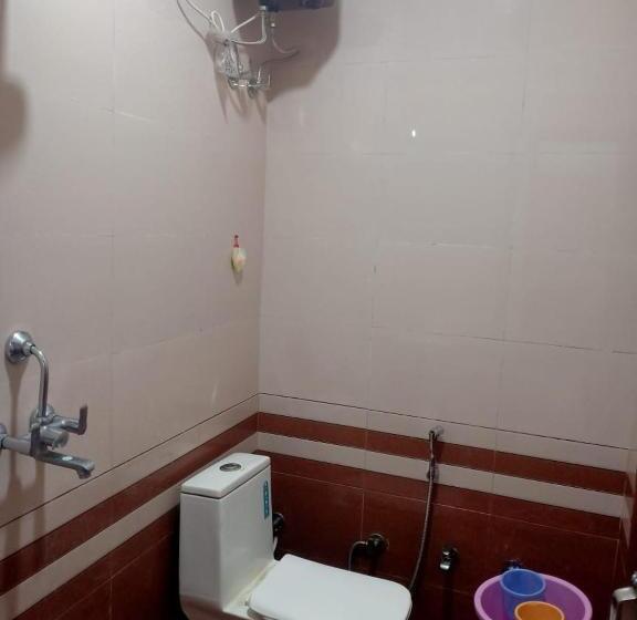 فندق Shree Govind Dev & Restaurant