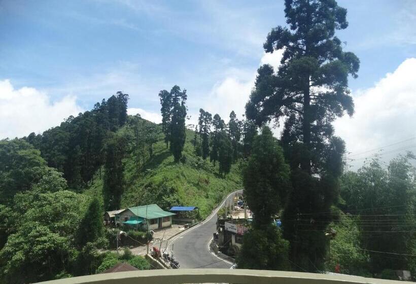 酒店 Triveni Organic Farmstay & Cafe