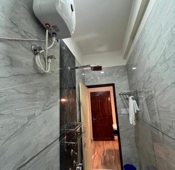 酒店 Triveni Organic Farmstay & Cafe