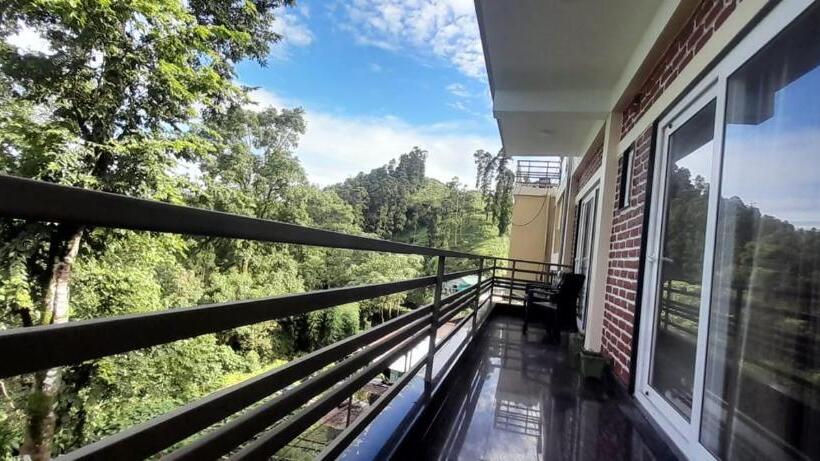 酒店 Triveni Organic Farmstay & Cafe