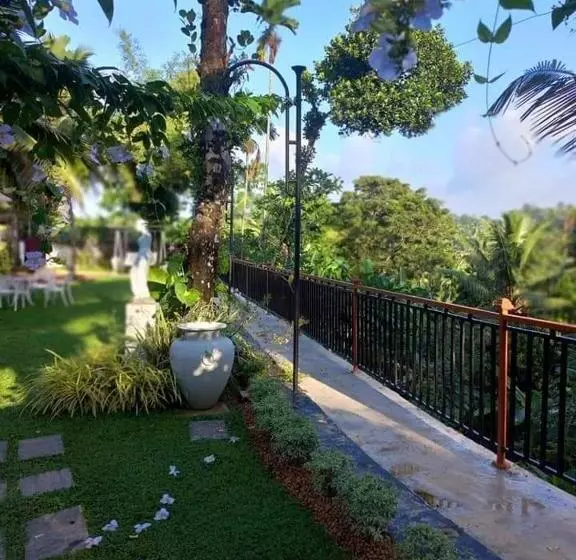 Hotelli Velapura River Garden