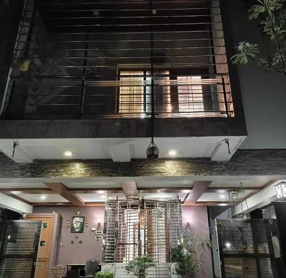 Majatalo Annamaiah Premium Guest House