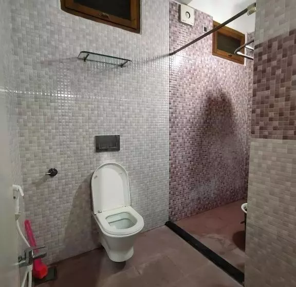 Majatalo Annamaiah Premium Guest House