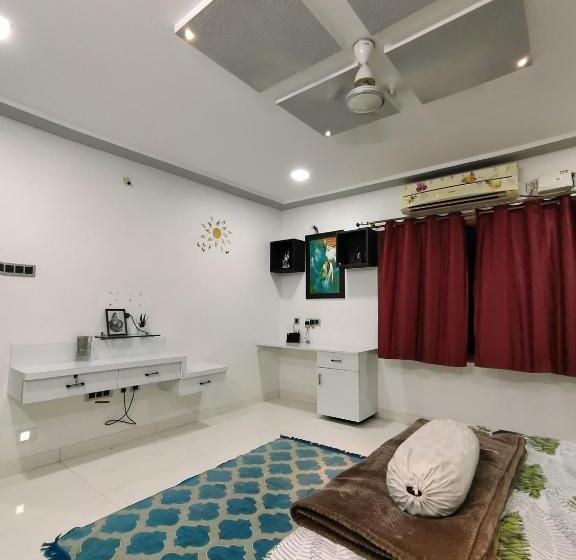 펜션 Annamaiah Premium Guest House