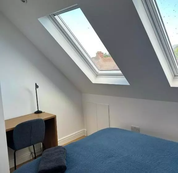 ペンション Rooms In London Next To Tube And Wimbledon
