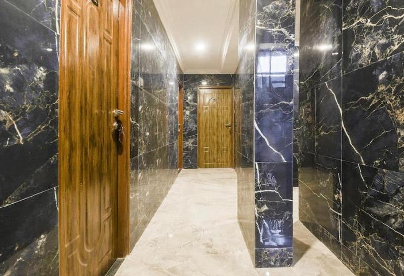 ペンション Super House