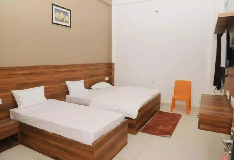 Majatalo Super House