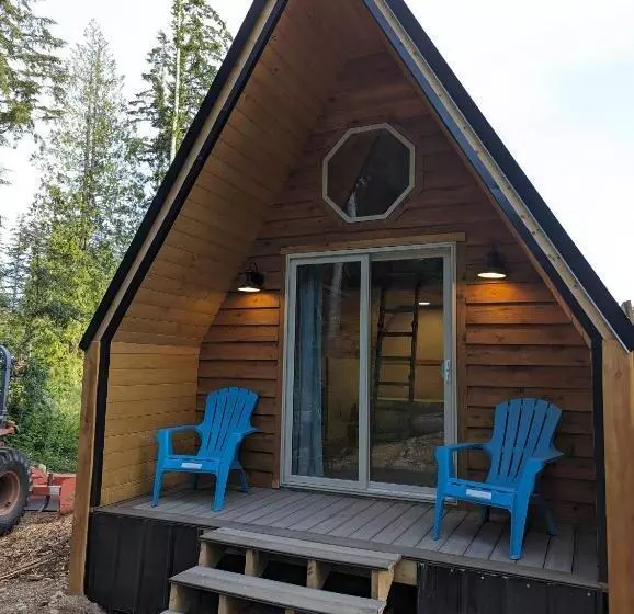 Majatalo Tree Ring Cabin On 33 Acres