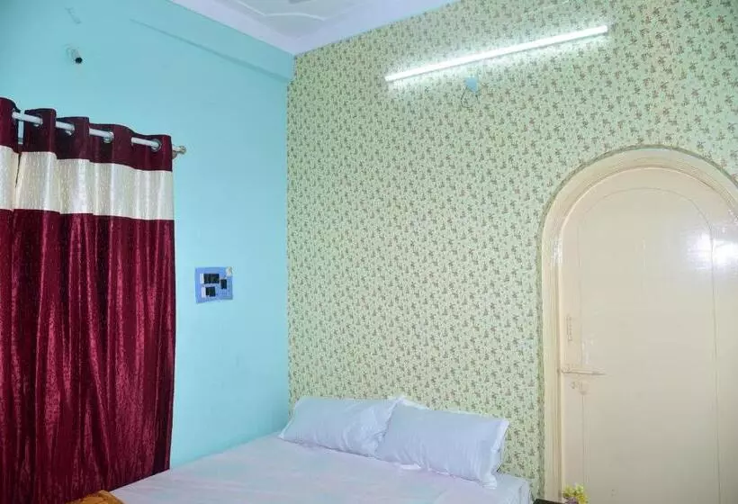 ペンション Unique 2bhk Homestay