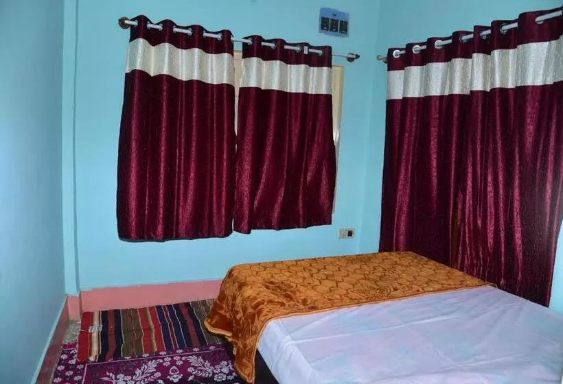 ペンション Unique 2bhk Homestay