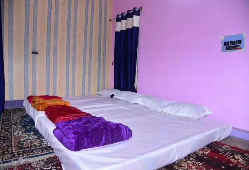 ペンション Unique 2bhk Homestay