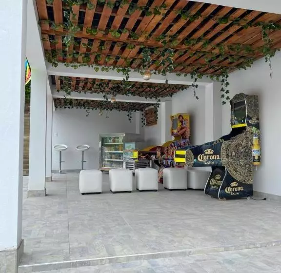 リゾートホテル Finca Villa Carmen, Vía Magdalena