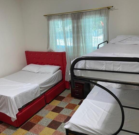 Kurort Finca Villa Carmen, Vía Magdalena