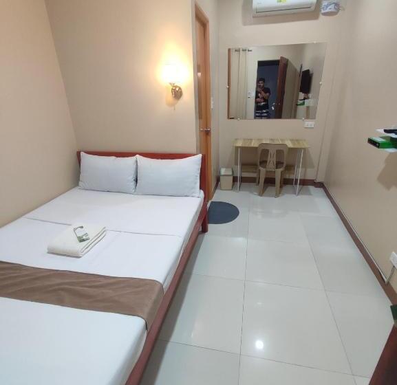 ユースホステル Elejea S Inn