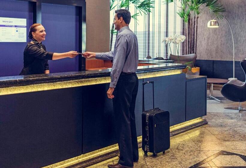 Apart Hotel Moderno Em Joinville