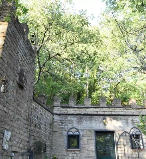 Aamiaismajoitus (B&B) Il Castello Nel Bosco