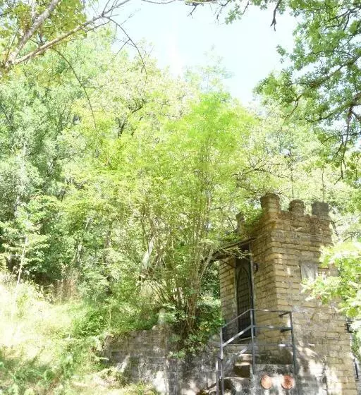 Aamiaismajoitus (B&B) Il Castello Nel Bosco