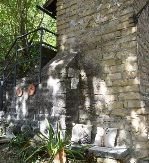 Aamiaismajoitus (B&B) Il Castello Nel Bosco