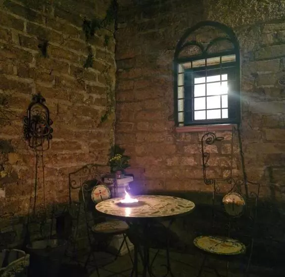 Aamiaismajoitus (B&B) Il Castello Nel Bosco