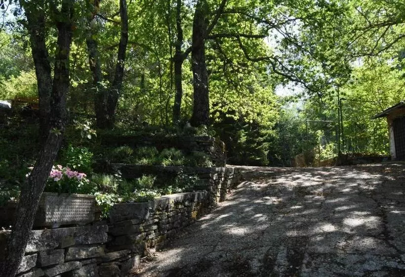 Aamiaismajoitus (B&B) Il Castello Nel Bosco