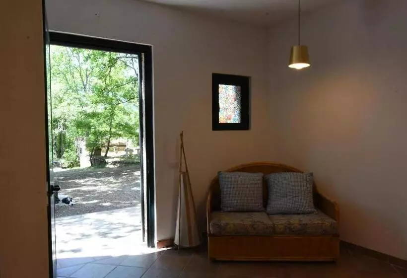 Aamiaismajoitus (B&B) Il Castello Nel Bosco