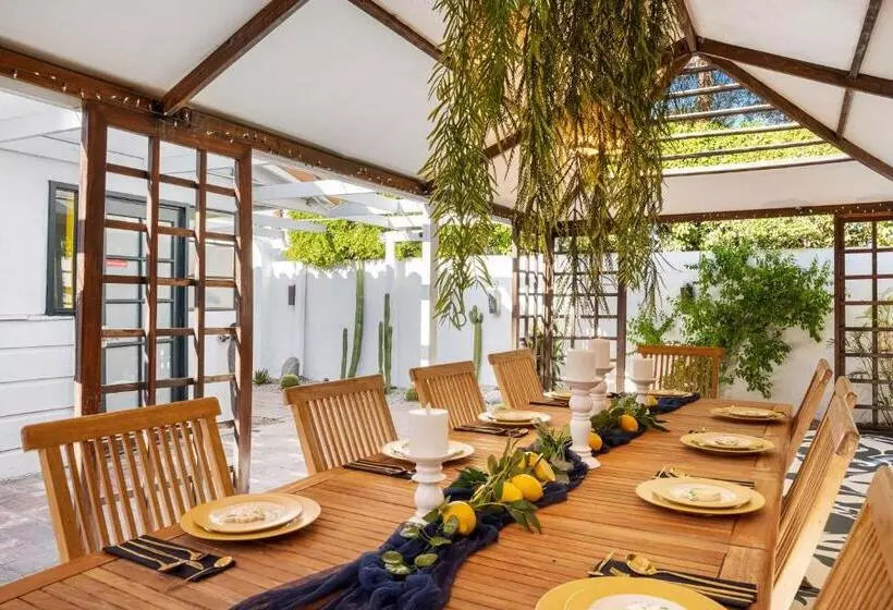 Hotelli Poolside Sunny Suite Best Location Ps Resort