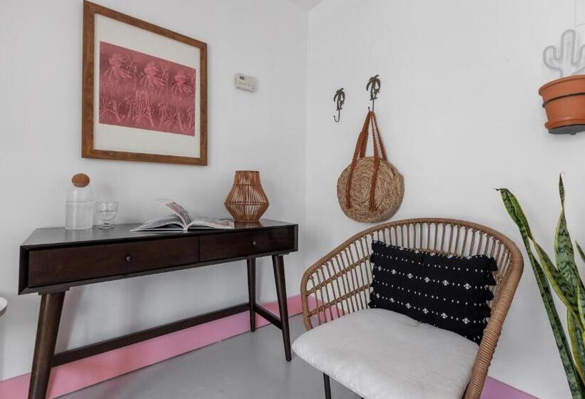 酒店 Poolside Sunny Suite Best Location Ps Resort