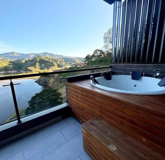 Hotelli Rooca Guatape