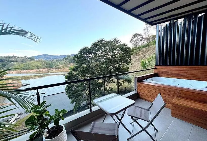 Hotelli Rooca Guatape